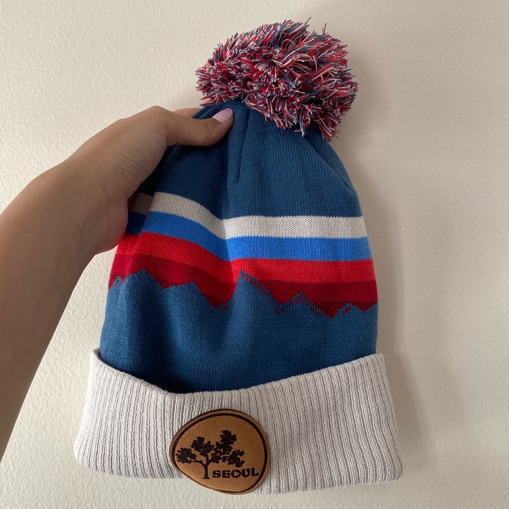 NWT Locale Alpenglow Beanie - Unisex